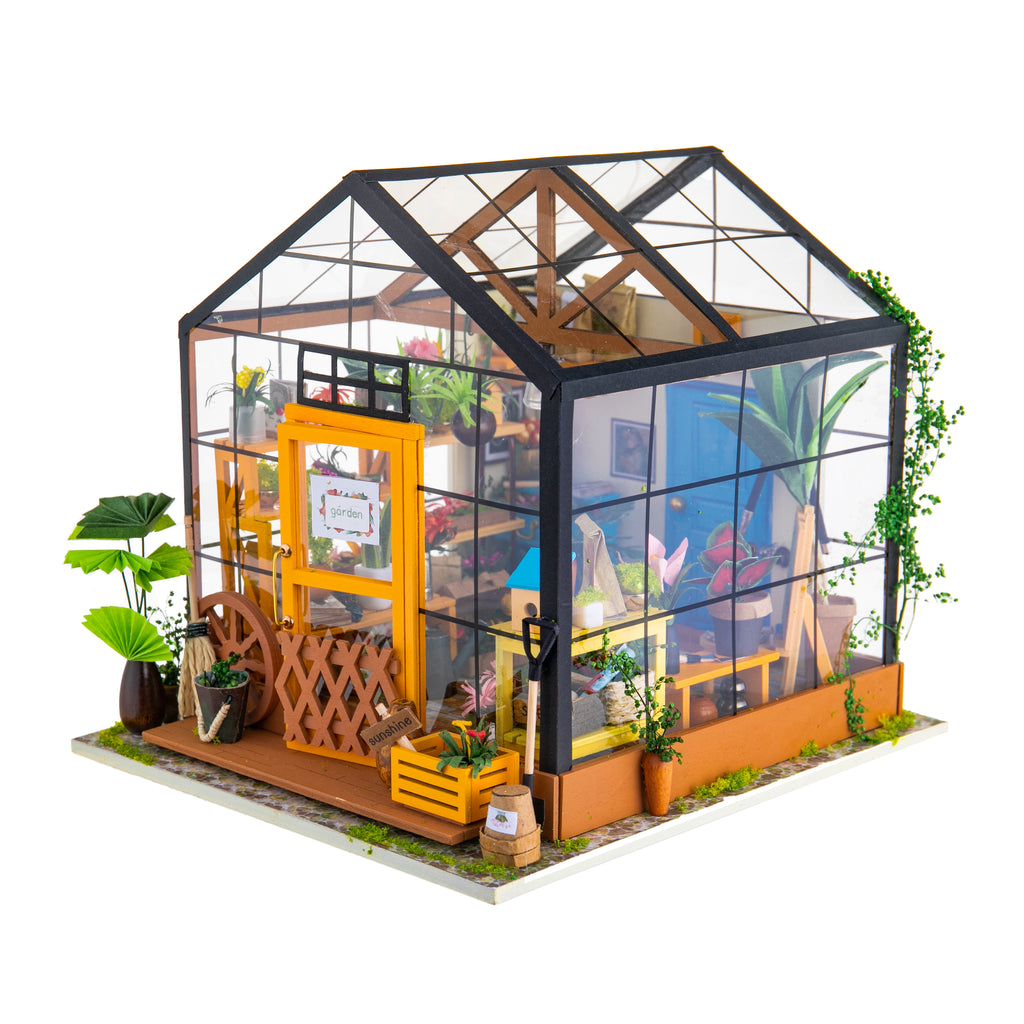 'Cathy's flower house' 3D dollhouse will delight and fascinate any onlooker. This tiny dollhouse room will keep you busy as you design and create the perfect little space. Kids and adults alike will enjoy creating this 3D wood puzzle. Contains everything you will need to create Cathy's Flower House. Ages 14+