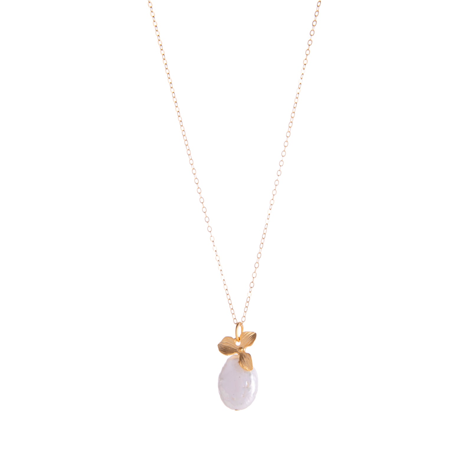 This gold necklace with a pearl coin features a gold-dipped orchid charm above it for subtle glamour. This necklace would make a perfect gift for flower lovers.