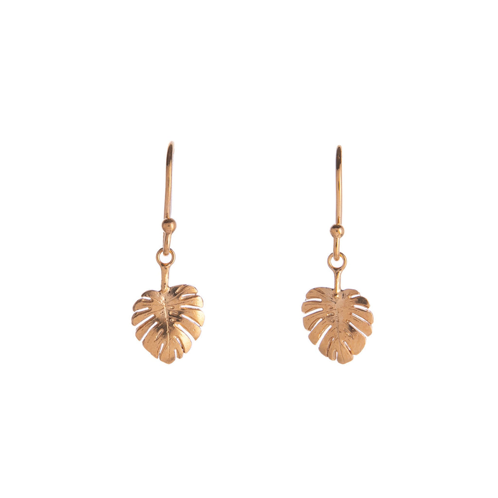 With a dangly monstera leaf in gold, these are perfect for everyday wear. Monstera leaves are normally ginormous, so these earrings make for a subtle tribute. 