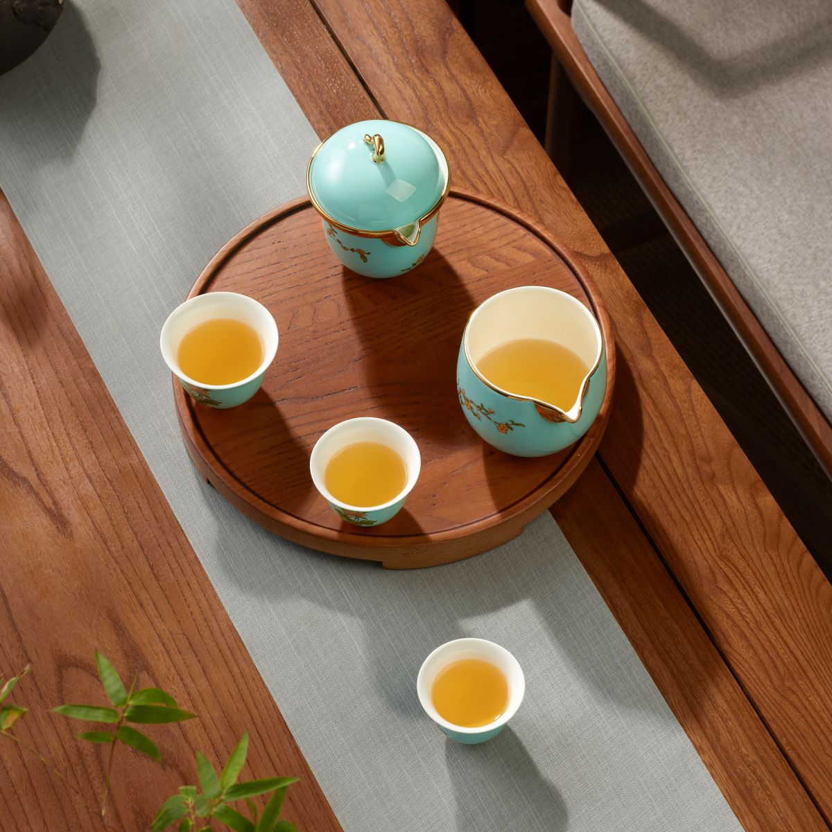 LADY TURQUIOA SIX PIECE TRAVEL TEA SET