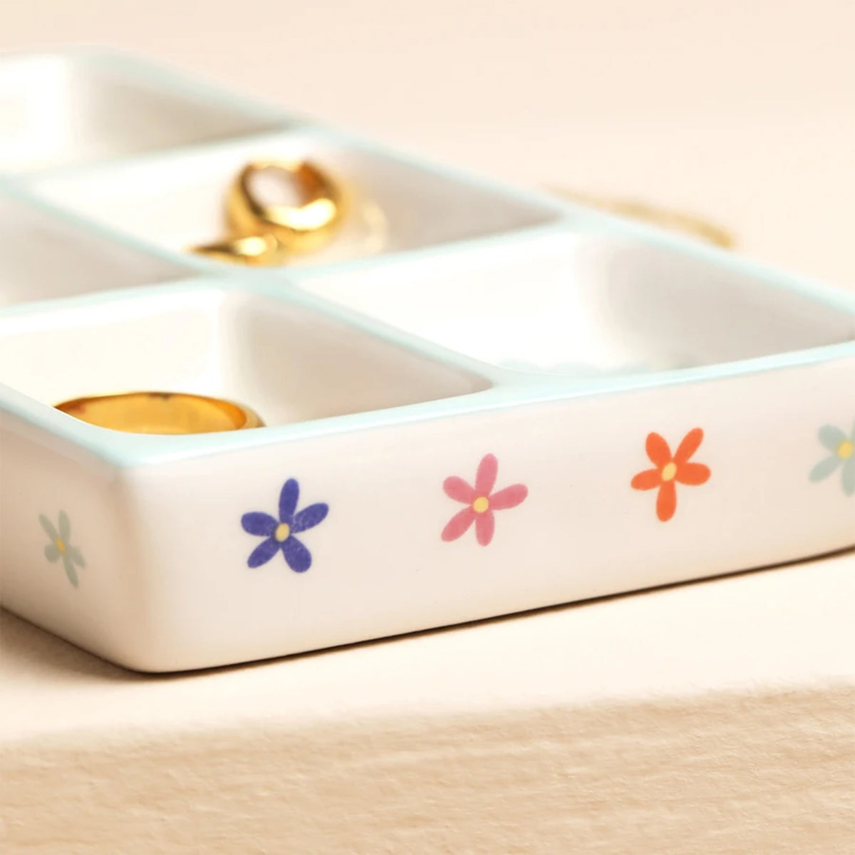 BOWS AND BLOOMS CERAMIC TRINKET TRAY