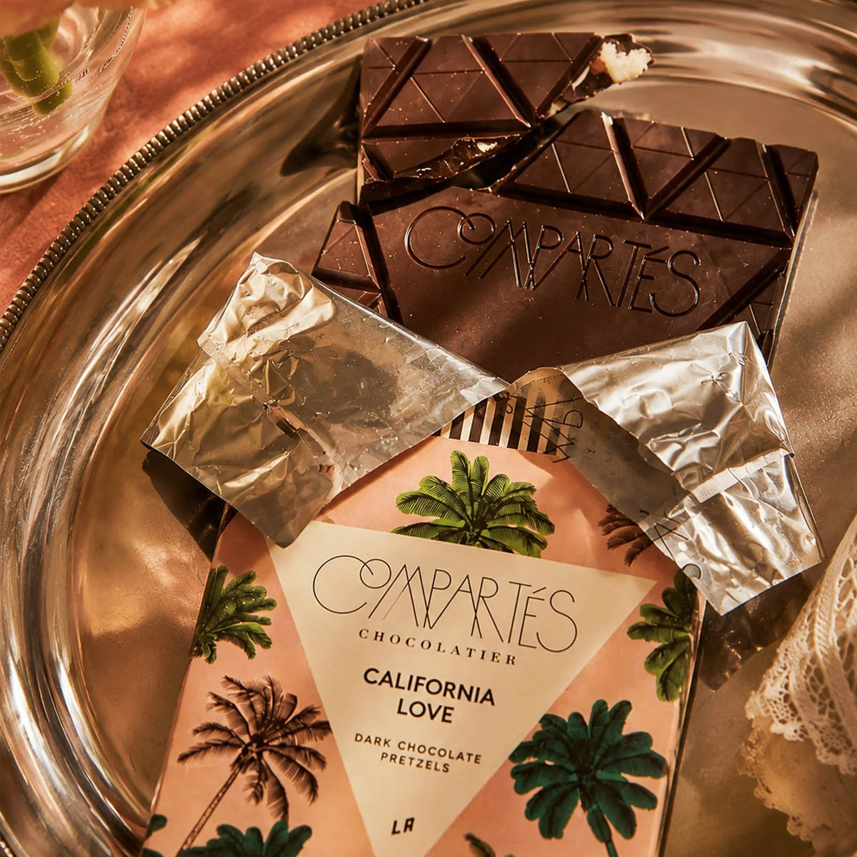 CALIFORNIA LOVE SALTED PRETZEL VEGAN CHOCOLATE BAR