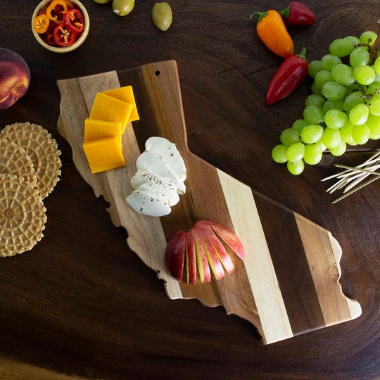 CALIFORNIA SHIPLAP CUTTING BOARD
