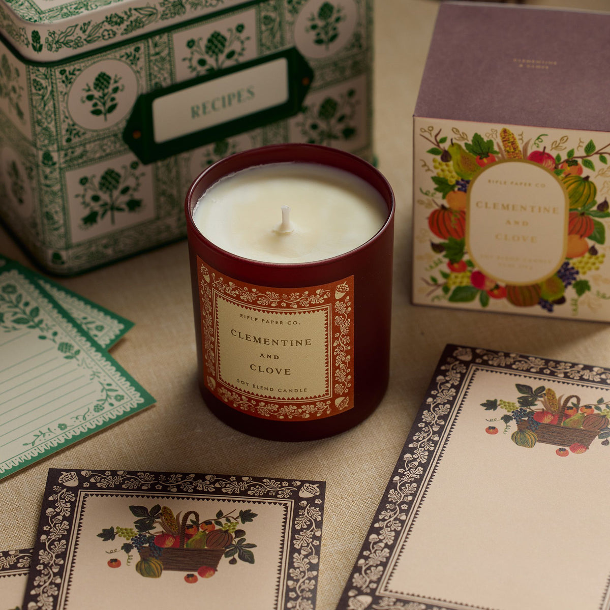 CLEMENTINE AND CLOVE CANDLE