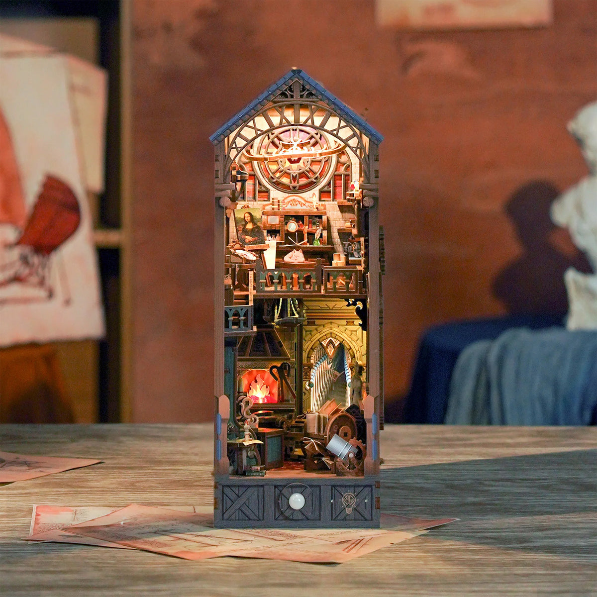 LEONARDO DA VINCI BOOKNOOK MODEL KIT