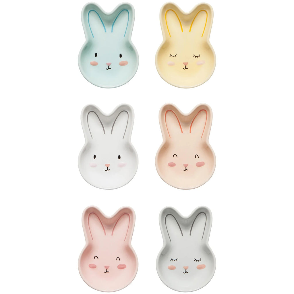 A pinch of sweetness and a sprinkle of spice is always at hand with these bunny-shaped pinch bowls. Fun abounds and culinary imaginations will flourish when using this cute and colorful set. Set of six bunny shaped, pastel colored pinch bowls Dimensions: 3" x 4.25" x 1"