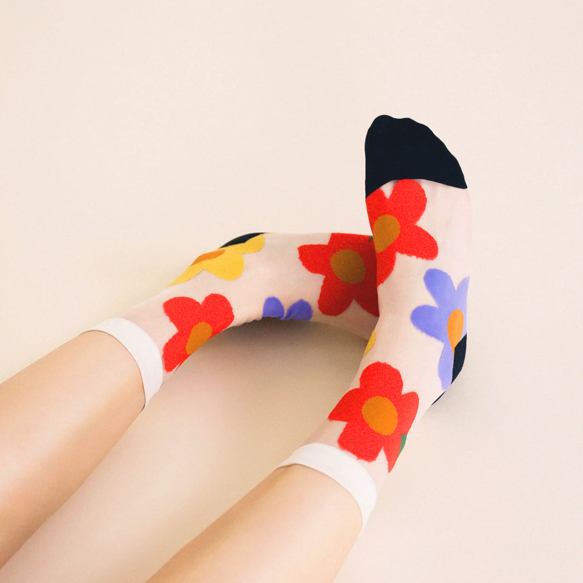 ETHEL FLORAL SHEER CREW SOCKS