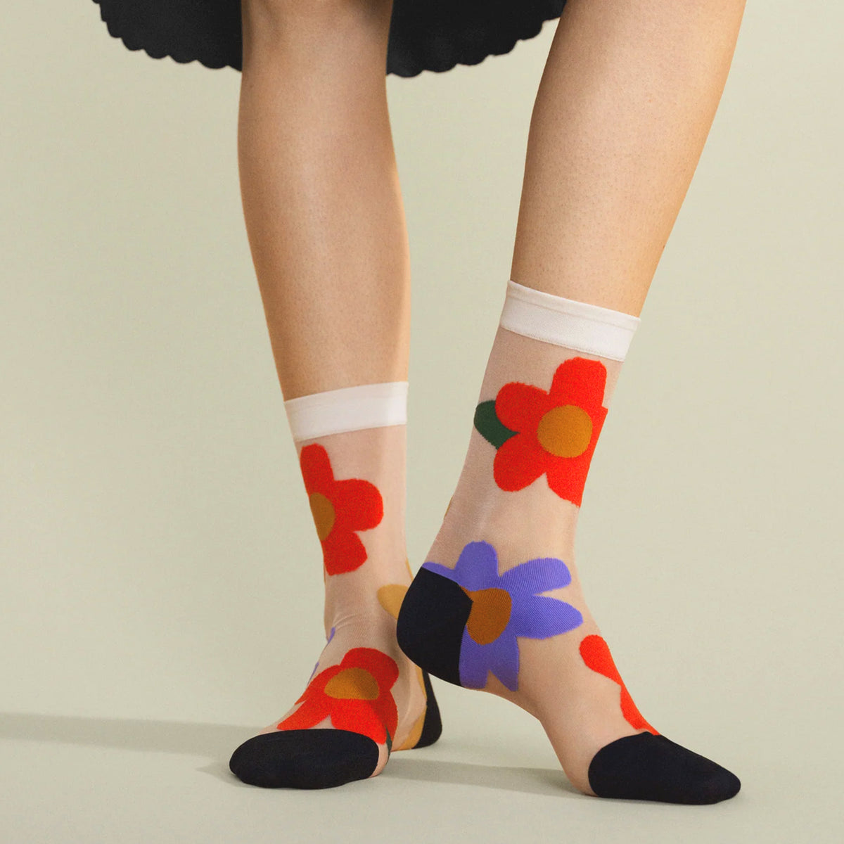 ETHEL FLORAL SHEER CREW SOCKS