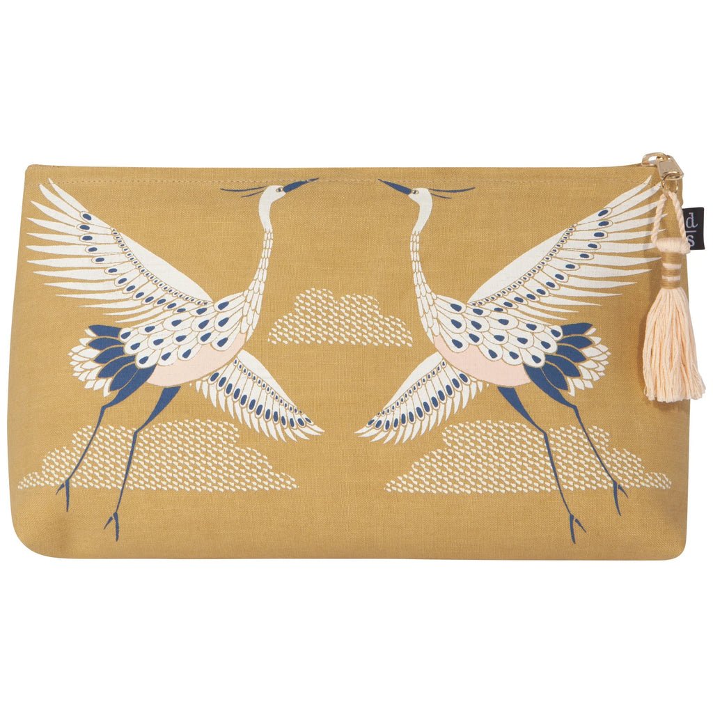 A timeless print of birds in motion takes inspiration from fashion and interior design. This gorgeously elegant bag will keep your cosmetics, stationery, jewelry and other special items together. 11.75 x 7 inches. 100% Linen with Vegan Leather Lining.