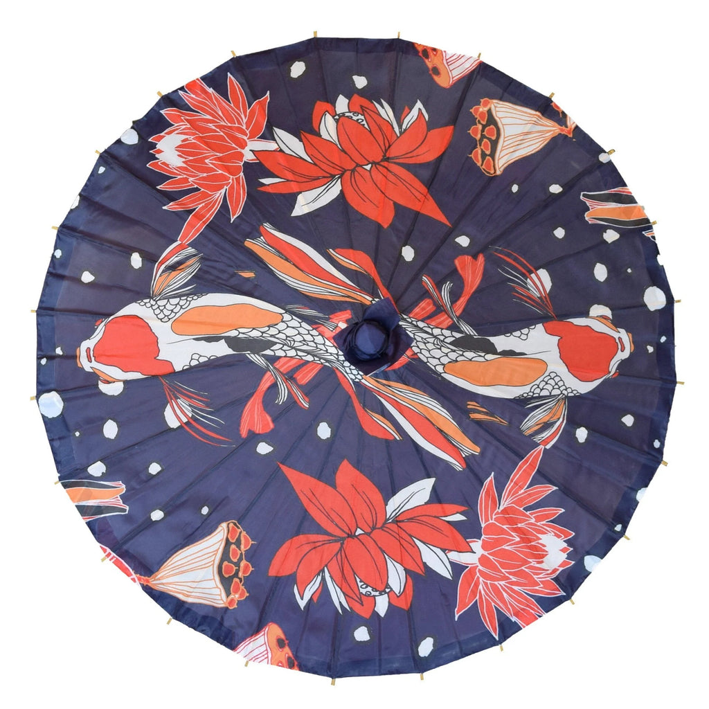 This pretty striking Koi fish print on a midnight blue background is perfect for keeping the sun's rays at bay, and also offers a beautiful way to dress up any special event outfit. Built from silk nylon, this parasol can also be hung upside-down as a striking decoration piece. Length when closed: 25.5".