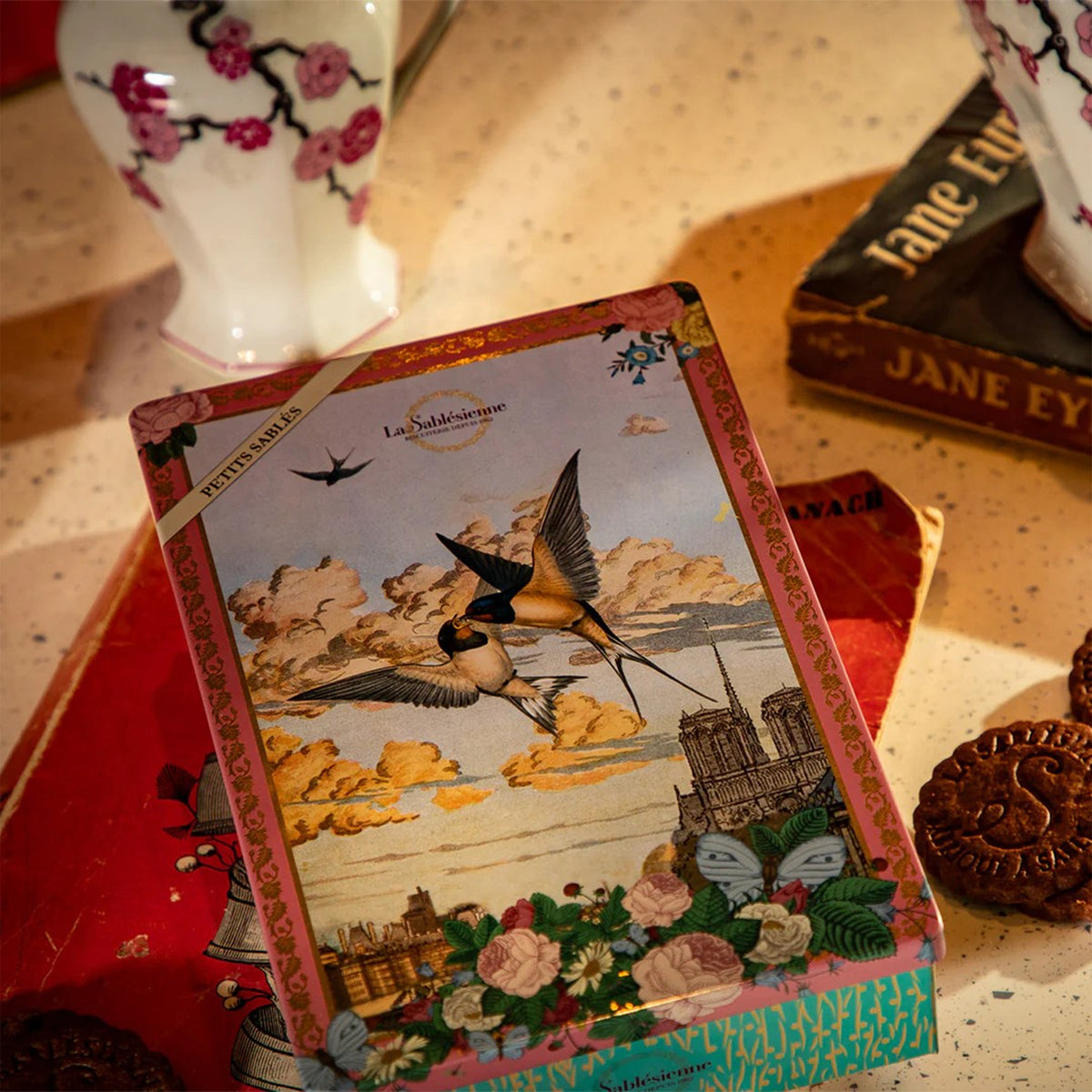 CHOCOLATE SHORTBREAD 'CIEL DE PARIS' TIN