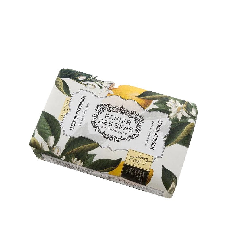 Rich in shea butter, with nourishing and protective properties, this extra-gentle shea butter bar soap gently cleanses the skin and helps preserve its natural balance. Luxuriously creamy, with a subtle, fresh scent of lemon blossom. 99% natural ingredients - bar soap Rich in shea butter Vegan 7 oz. bar Made in France