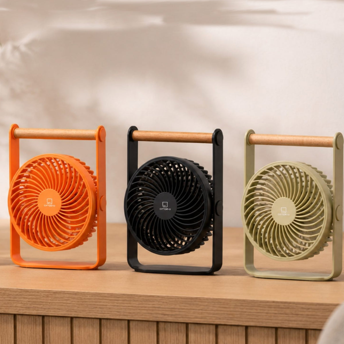 LYRA PORTABLE FAN
