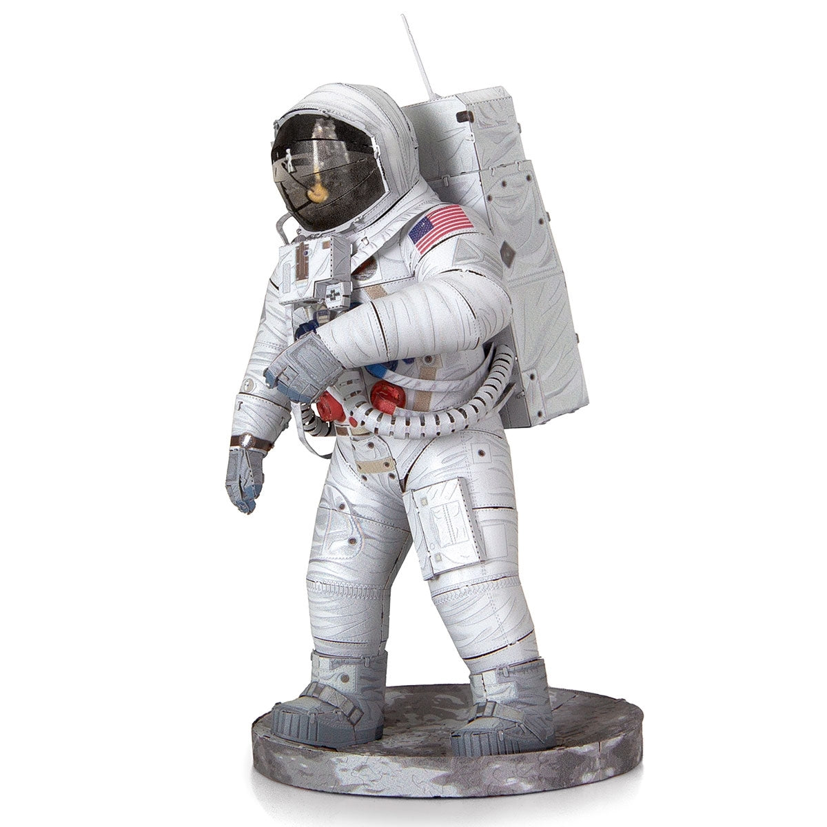 Recreate -- in 3D model form -- the heroes that first set foot on the moon! This metal model is ideal for those who want to be an astronaut, or just love building models from scratch! Comes with instructions and 8.3" x 4.3" metal sheets inside package. Age: 14+ Dimensions: 3" x 3" x 5.3" 2 1/2 Metal Sheets