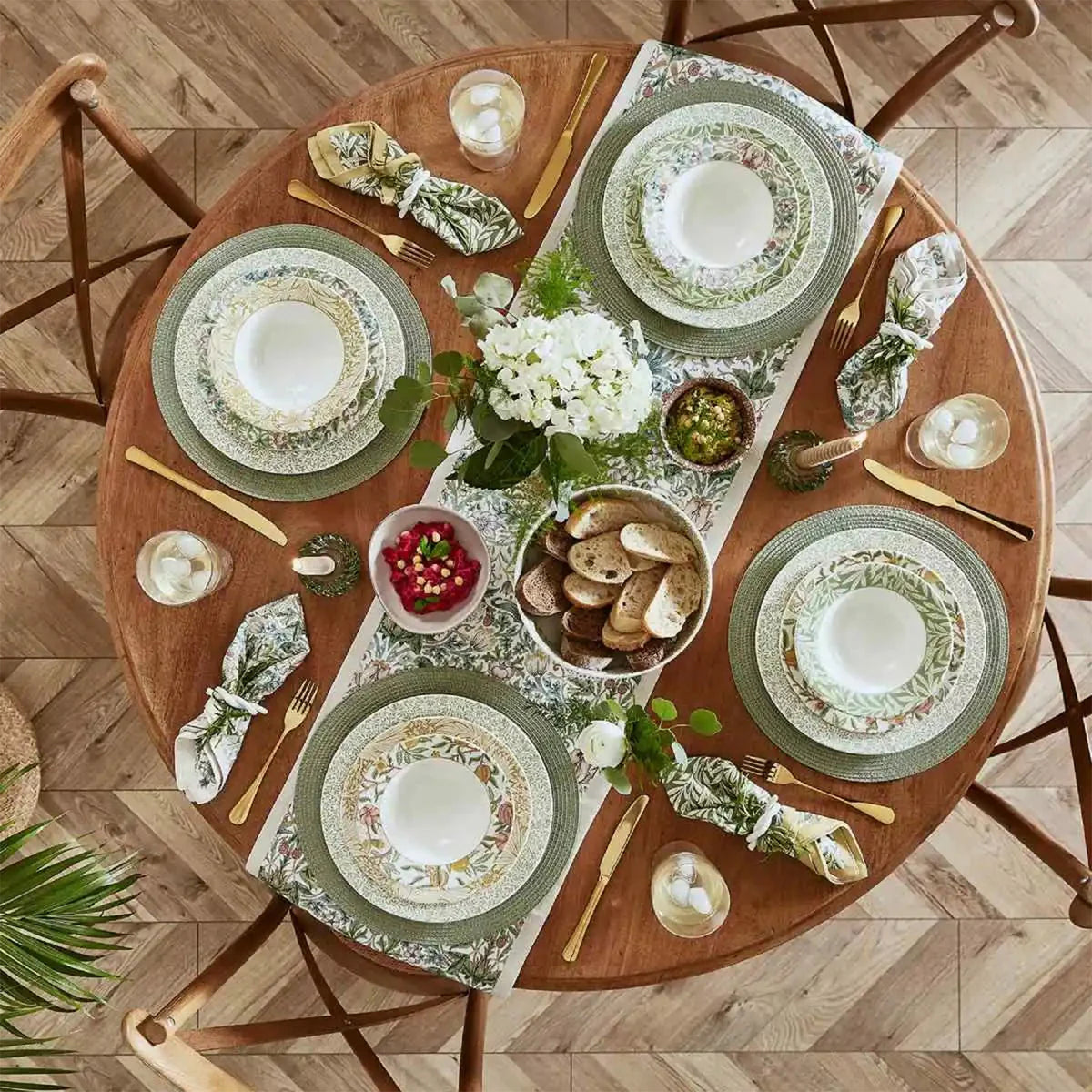 MORRIS & CO DINNERWARE SET