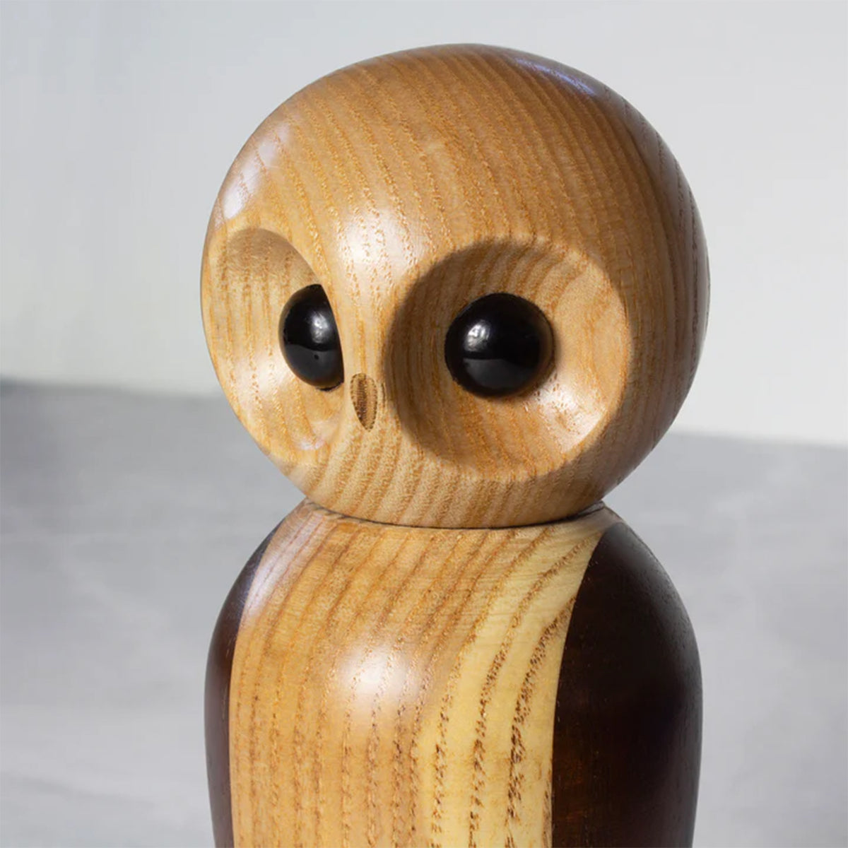 WOODEN OWL PEPPERMILL