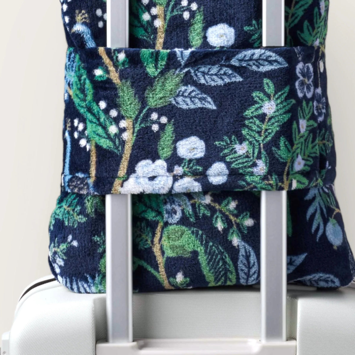 PEACOCK TRAVEL FLEECE BLANKET