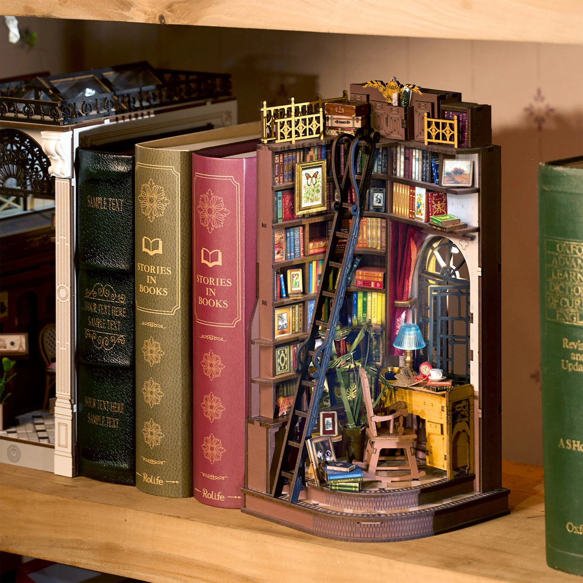 SILENT CORNER STUDY BOOK NOOK MODEL KIT