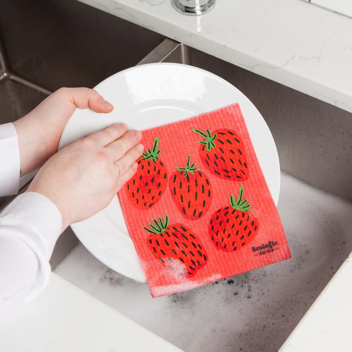 STRAWBERRY SWEDISH SPONGE CLOTH