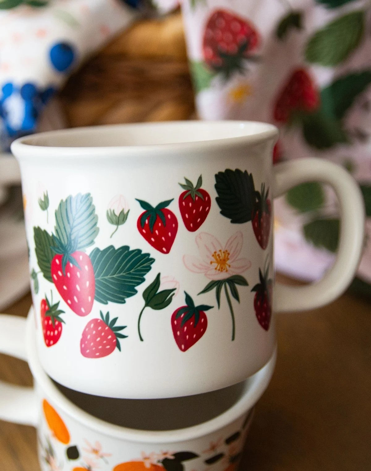 STRAWBERRY PATCH MUG