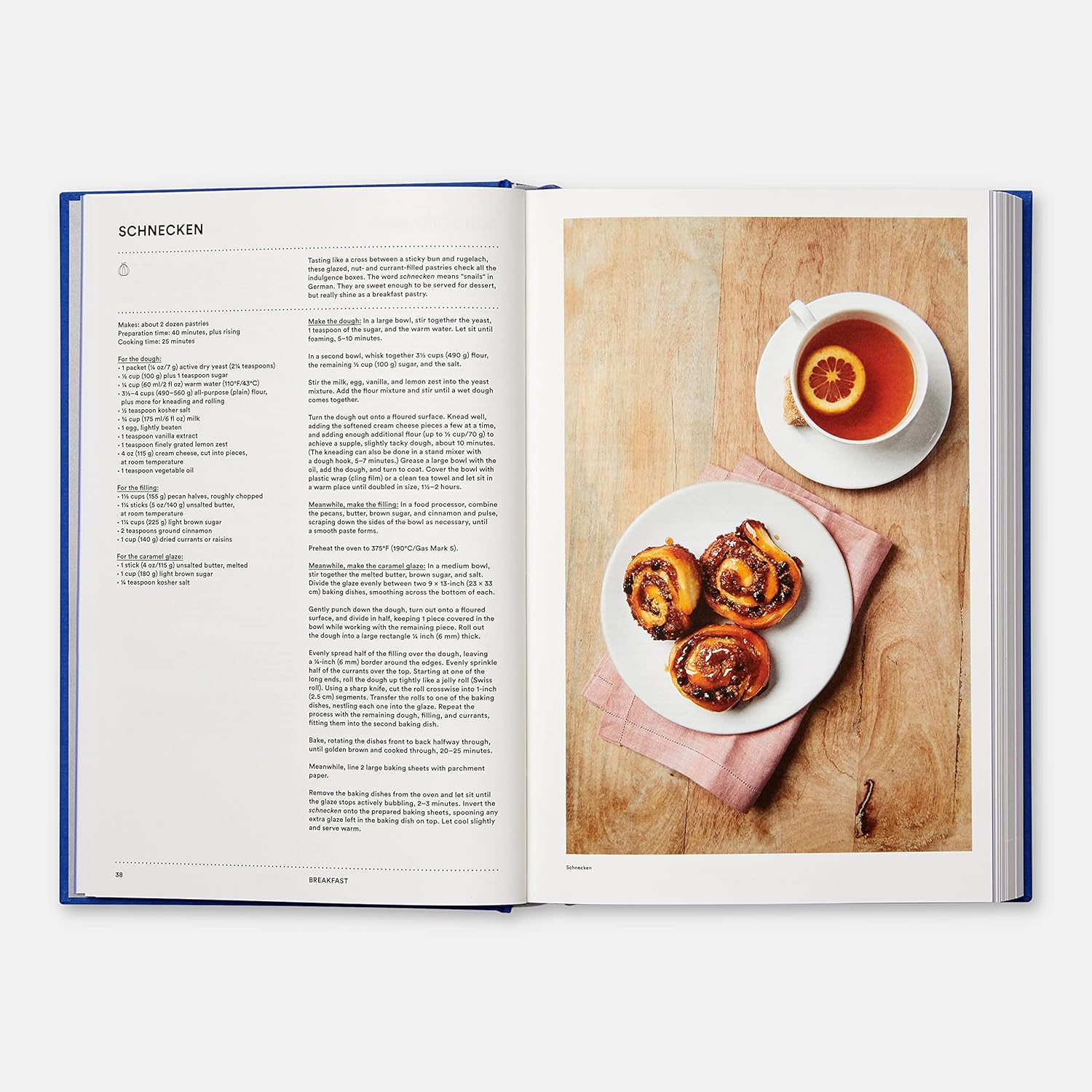 A rich trove of contemporary global Jewish cuisine, featuring hundreds of stories and recipes for home cooks everywhere The Jewish Cookbook is an inspiring celebration of the diversity and breadth of this culinary tradition. Introduces readers to recipes and traditions from Jewish communities the world over. Hardcover.