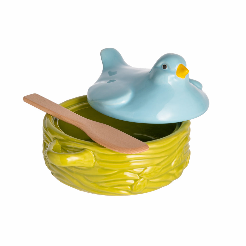 A little birdie tells you this is the best brie baker you’ll ever find! Made from durable, scratch-resistant ceramic, this charming little bluebird will have dinner guests singing your culinary praises. Material: Ceramic Oven proof to 175°C / 350° F Bamboo spreading knife included Dimensions: 4.75" x 4"