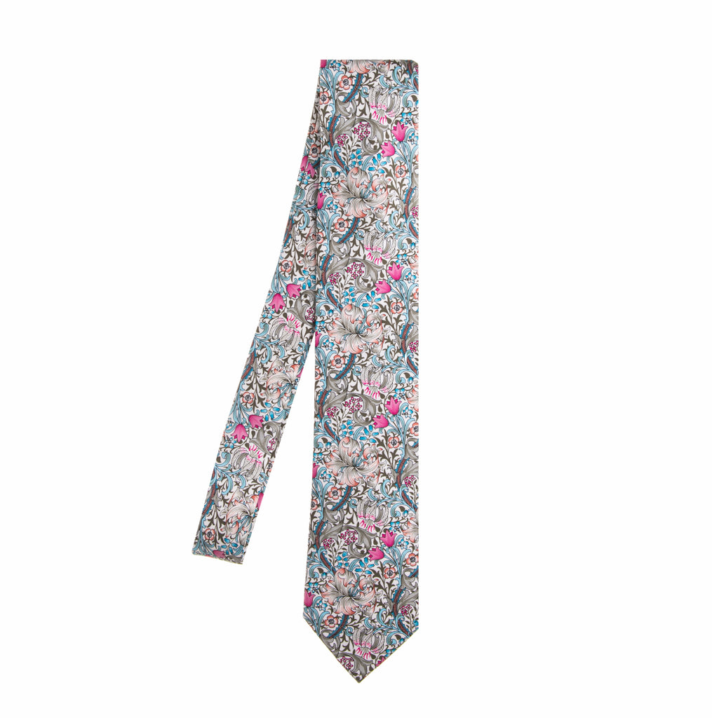 Add style to your wardrobe with this striking and sophisticated silk tie, designed by the Huntington Store and featuring William Morris's Golden Lily, an original drawing of which is held in The Huntington's Art Collections.