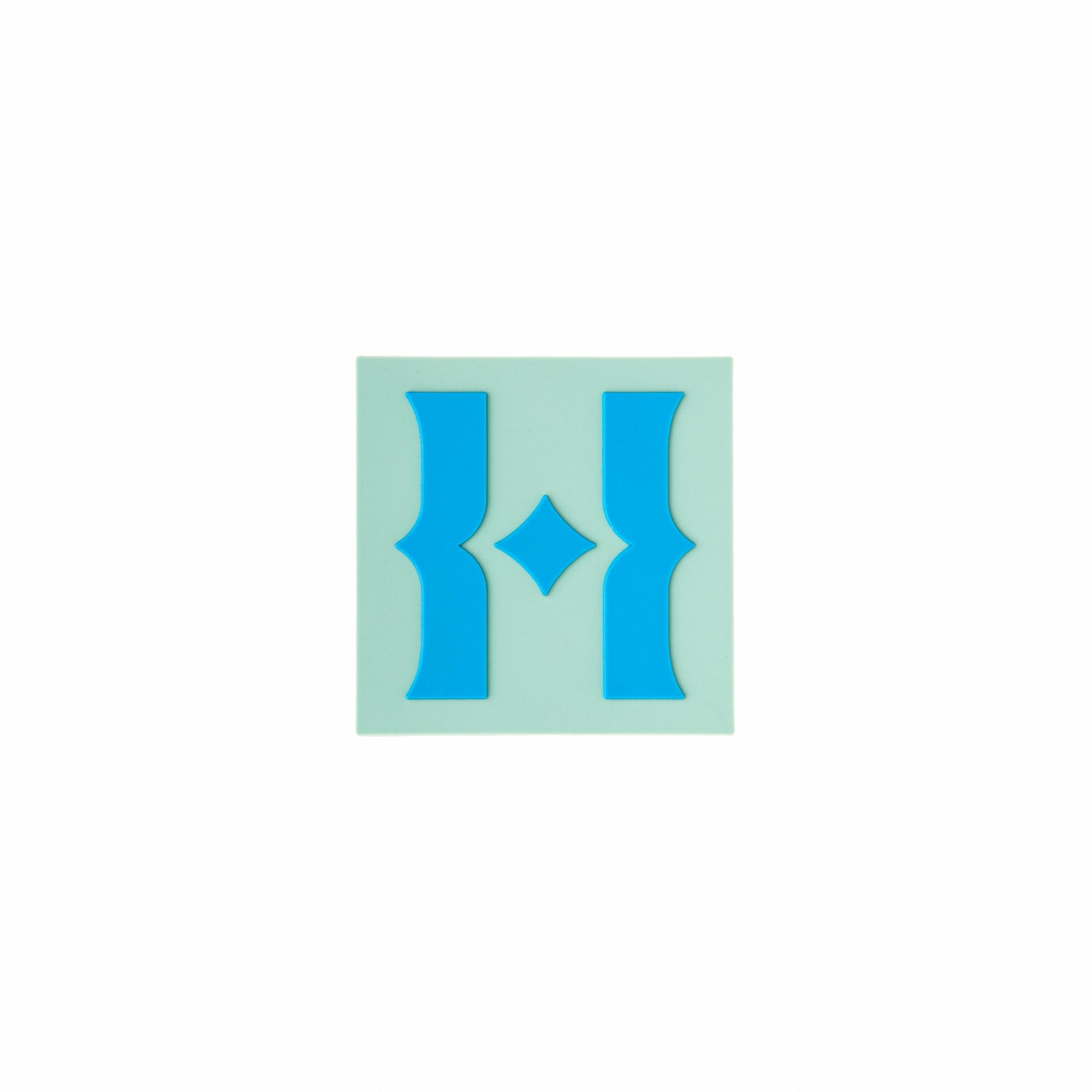 A Huntington memento that's as colorful as our famed gardens! Pin up your to-do list, kids artwork, event invitations and more with this colorful fridge magnet. 