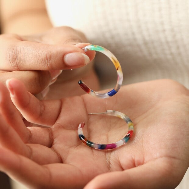 RAINBOW TORTOISESHELL HOOP EARRINGS