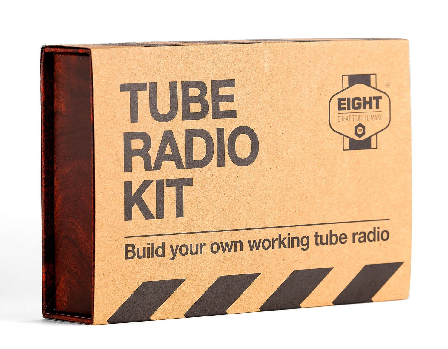 Construct your own piece of radio history with this unique kit. Combining the best of old and new technology – a genuine vacuum tube for strong reception and classic sound, and a modern audio IC and speaker, for optimal volume – results in a great listening experience. Clear instructions. Not suitable for children under 14 years.
