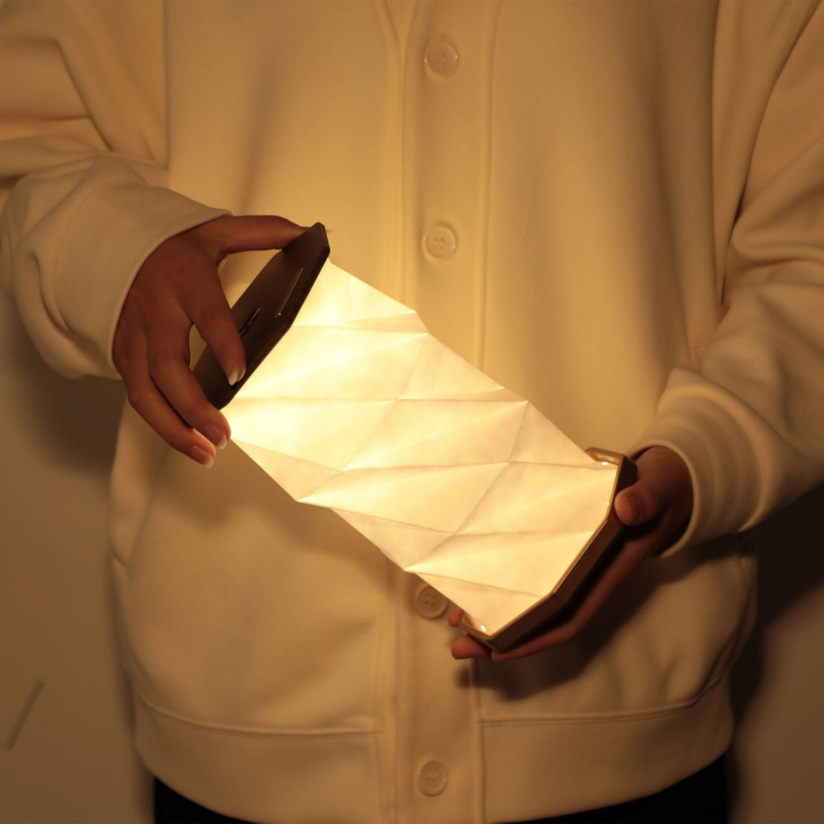 HEXAGON TWIST LAMP - SOLID WALNUT