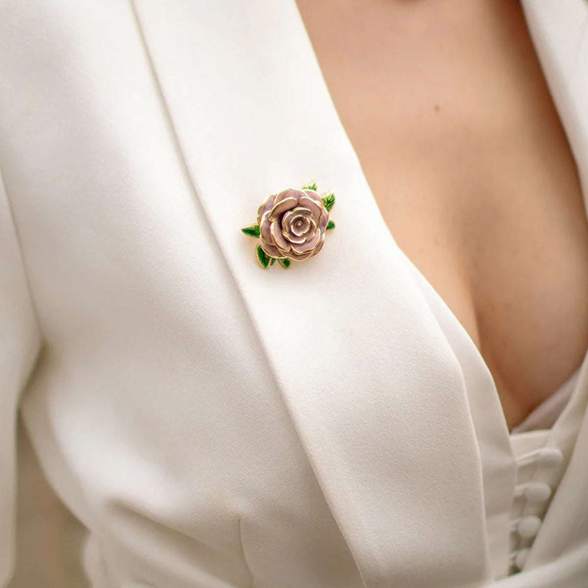 VINTAGE ROSE BROOCH