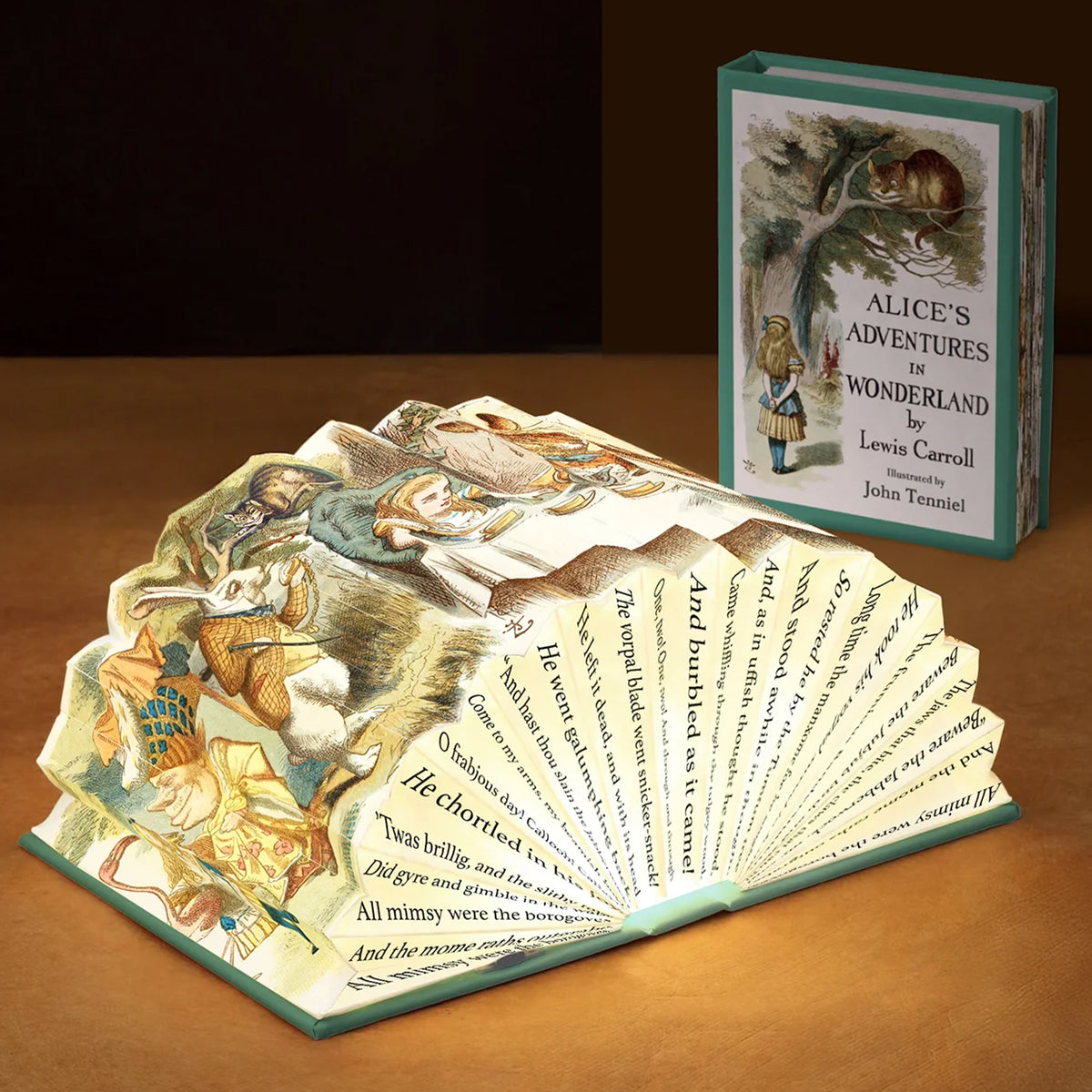 LIGHT BOOK - ALICE'S ADVENTURES IN WONDERLAND
