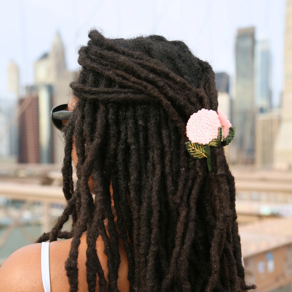 HYDRANGEA HAIR CLIP