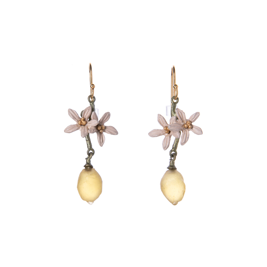 These pretty lemon drop earrings were inspired by the V&A’s Green Dining Room, the world’s first museum café, and its fruit panels designed by the firm Morris, Marshall, Faulkner and Co. in 1886. Crafted from hand-patinated bronze and hand-formed glass with accents of gold and matte silver plate. Earring length: 1.2".